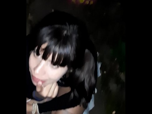 ❤️ Tänaval paisunud peenise vastu kommi eest ❌ Sluts at us ❌️❤